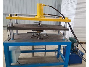 衝（chōng）孔衝壓模具的工藝性質分類