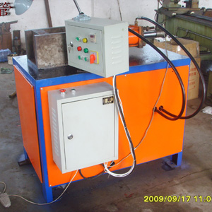 縮管（guǎn）脹管機